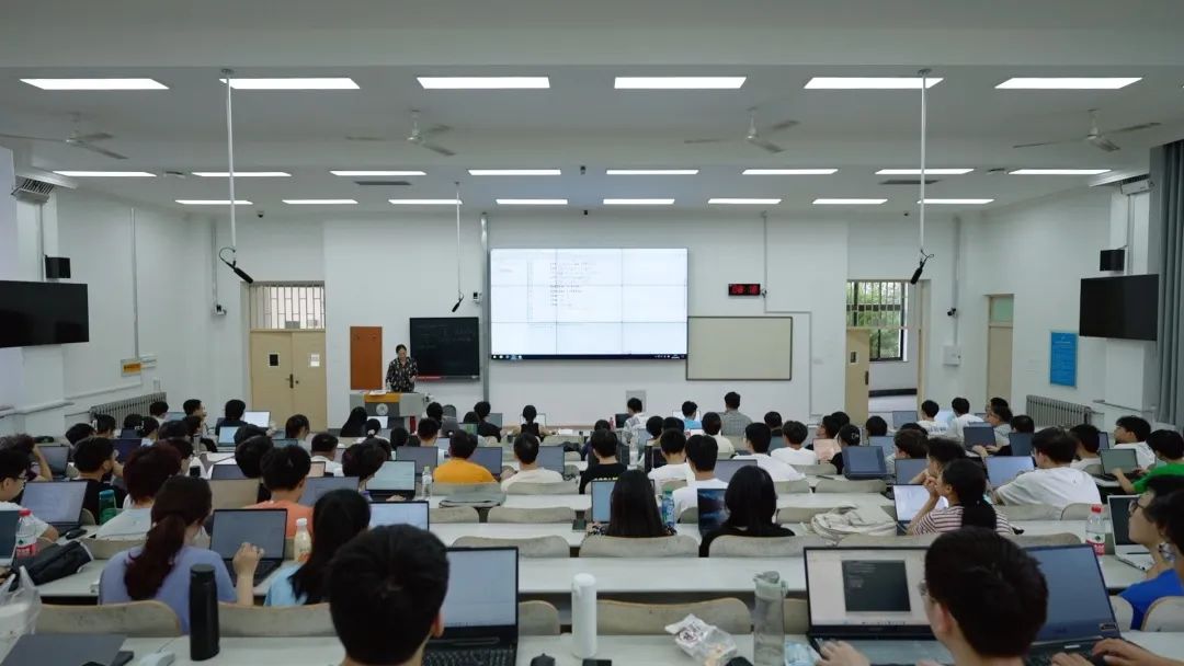 智慧教室解鎖課堂新(xīn)模式，山(shān)東大學(xué)引領教育數字化潮流