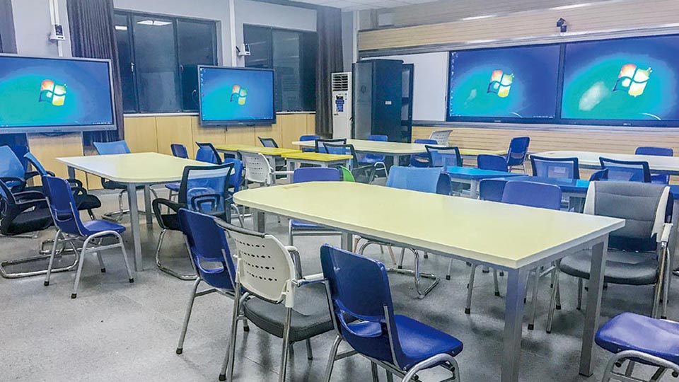 華中(zhōng)師範大學(xué)智慧教室建設